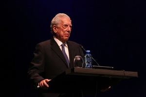 Mario Vargas Llosa afirma que el objetivo de Escribidores es “estimular la lectura y los contactos entre los escritores y los lectores"