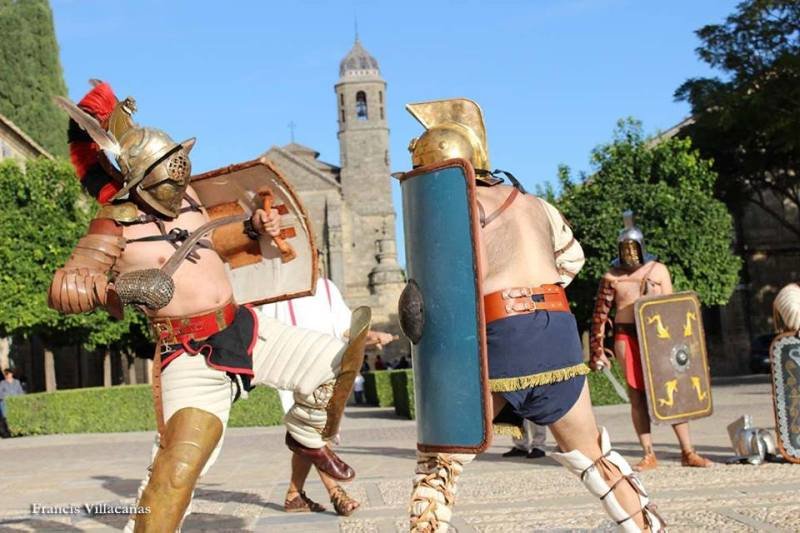 El emperador Adriano acampará sus legiones en la plaza Vázquez de Molina durante el Certamen de Novela Histórica