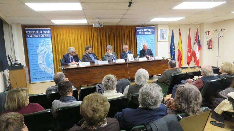 Presentación del libro “Manual actualizado de vocabulario español”, de Fernando Carratalá Teruel