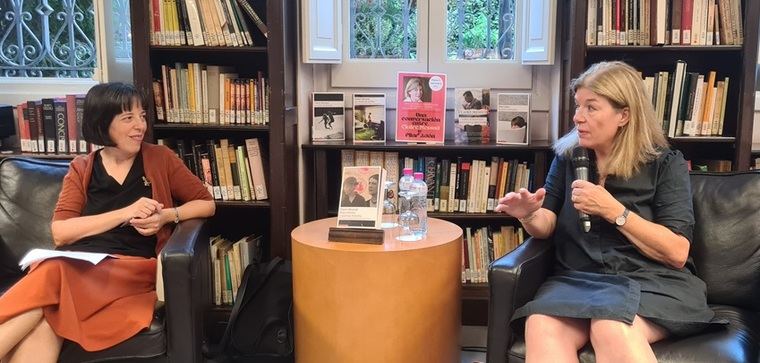 Pilar Adón y Claire Messud