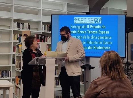 José Antonio Olmedo es galardonado con el II Premio Internacional de Poesía Breve 