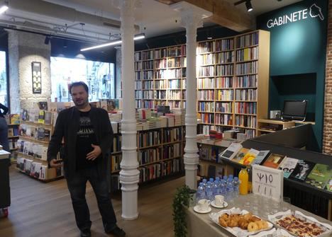La librería Antonio Machado cambia de ubicación buscando más visibilidad y unas instalaciones más modernas