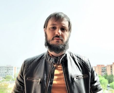 Entrevista a Alfonso Larrea: 