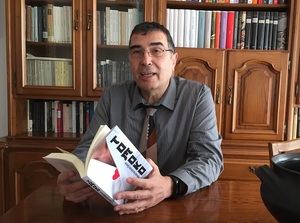 Entrevista a Alfredo Hernández García: “Los españoles estamos dotados para los esfuerzos individuales”