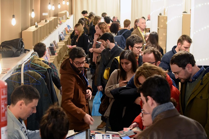 Aspecto de Efímera el sábado 14 de diciembre