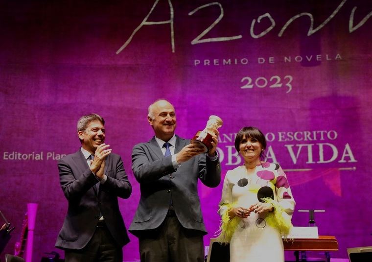 Carlos Mazón, Fernando Benzo y Julia Parra