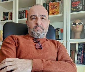 El escritor de Vila-real Luis Aleixandre Giménez se alza con el Premio BMB 2024 de novela negra