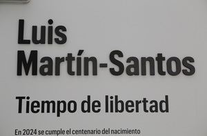 La exposición ‘Luis Martín-Santos. Tiempo de libertad’ en la Biblioteca Nacional de España conmemora el centenario del escritor y psiquiatra Luis Martín-Santos