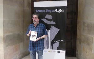 Luis García Jambrina presenta “La doble muerte de Unamuno” en la Semana Negra de Gijón