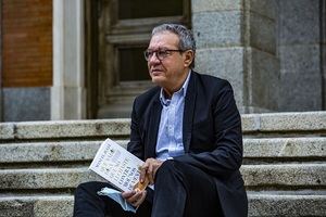 Entrevista a Manuel Juliá: “Mis armas son la literatura, así que con ella lucho contra la injusticia, la falta de solidaridad, el hambre…”