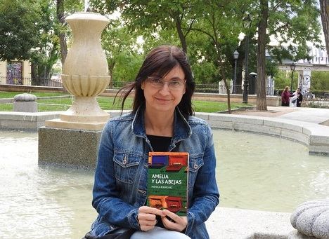 Entrevista a Mónica Rodríguez: “Las personas necesitan la ficción para entenderse”