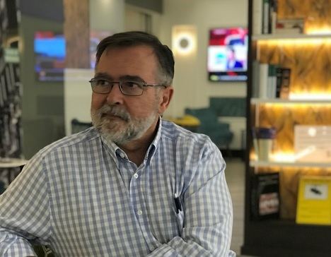 Entrevista a José Calvo Poyato: “Los españoles valoran poco los momentos más gloriosos de nuestra Historia”