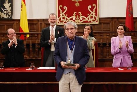 La emotiva ceremonia de entrega del Premio Cervantes 2022 a Rafael Cadenas