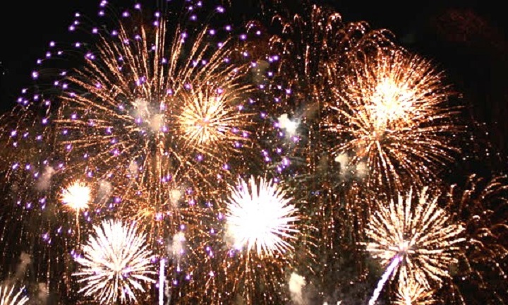 Azucena del Valle les desea un maravilloso 2024