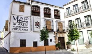 Visita al Museo Unicaja de Artes y Costumbres Populares de Málaga