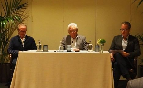 Antonio Obrador, presidente de la Fundación Madina Mayurqa; Carlos García-Delgado, autor de la publicación, y Pablo Carrington, vicepresidente de la Fundación Madina Mayurqa