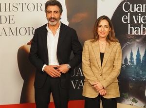 Dos tipos diferentes de amor: Juan del Val y Ángela Balzas elucubran sobre el amor en la presentación de los Premios Planeta en Madrid