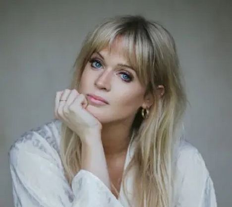 Dolly Alderton