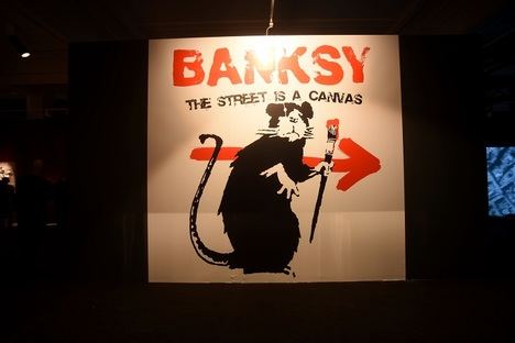 La singular obra de Banksy se puede ver en el Círculo de Bellas Artes de Madrid
