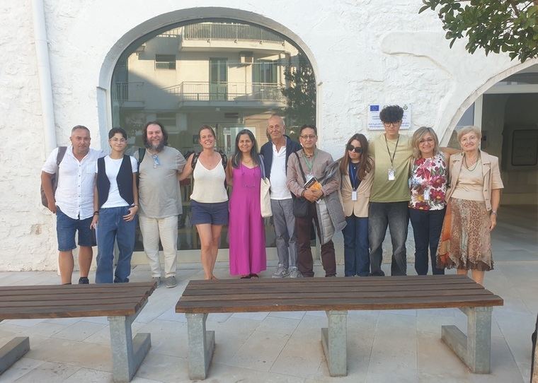 Foto de los participantes al acto