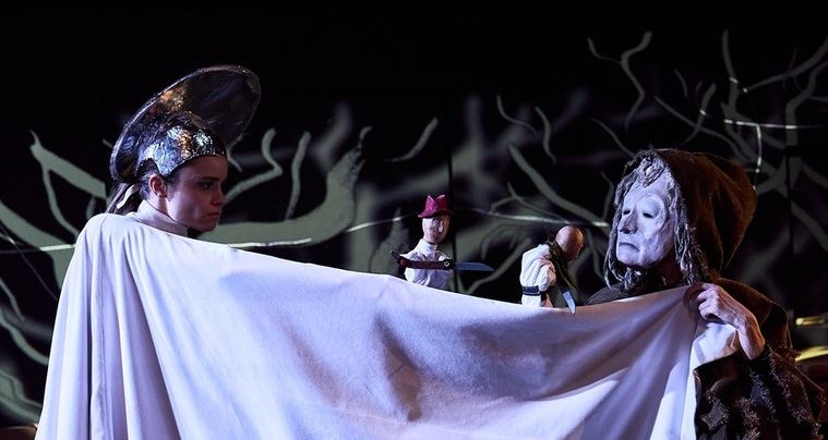 Grito, boda y sangre