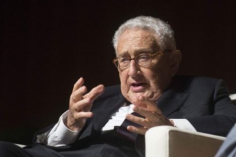 Kissinger cumple cien años