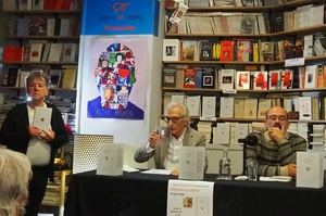 Javier Olalde presenta su nuevo poemario "Constancia de lo idéntico"