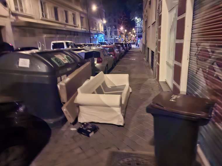 Basuras en plena calle