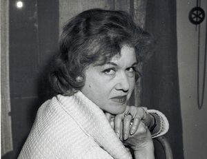 Los comienzos poéticos de Josefina de la Torre. III