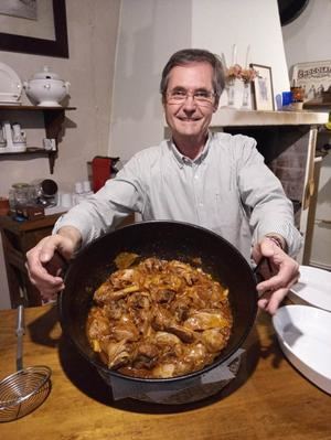 Luis Miguel Román Alhambra desveló los secretos gastronómicos del Quijote en «Delicias para el alma»