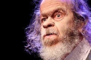 ‘Animal o la salida humana’: Un monólogo que desafía nuestra condición de humanos en el Teatro del Barrio