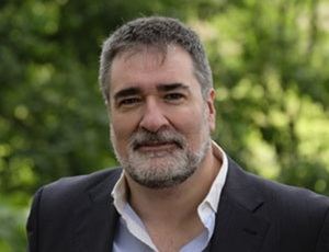 El riojano Óscar Soto Colás y el malagueño Julio Peces Ruiz, ganadores de los premios de Novela Ateneo y Ateneo Joven de Sevilla