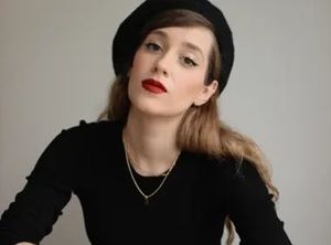 Gira de recitales de Sara Búho con la reedición de su poemario “Y yo a tí”