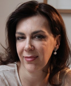 Entrevista a Claudia Marcucetti Pascoli, autora de “Los inválidos”