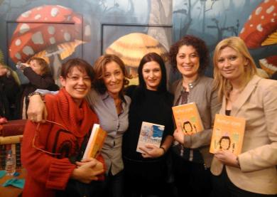 Miriam Lavilla con una lectoras y amigas barcelonesas