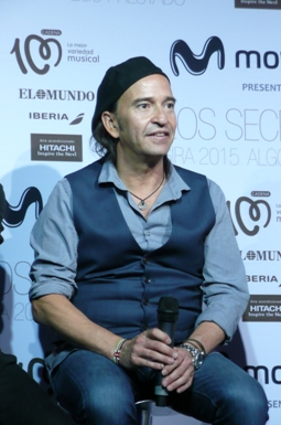 Álvaro Urquijo
