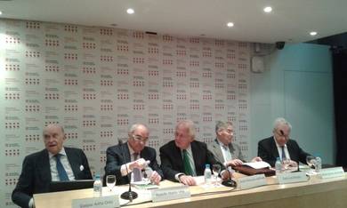 Gaspar Ariño, Rodolfo Martín Villa, José Luis Meilán, Juan Ignacio del Burgo y Javier Moscoso