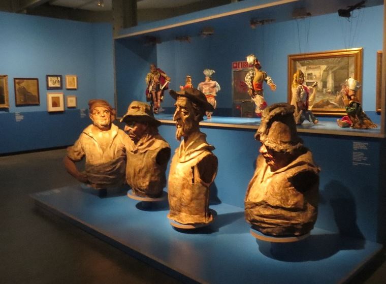 En primer término los personajes para el Retablo de maese Pedro. Ignacio Zuloaga. Museo Ignacio Zuloaga- Castillo de Pedraza