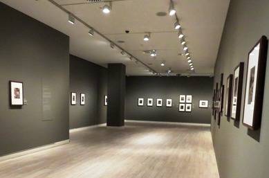 Vista de la exposición de Julia Margaret Cameron