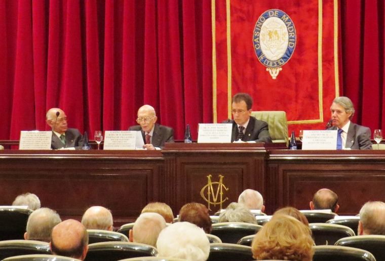 Mario Hernández Sánchez- Barba; Alfonso Enseñat de Villalonga; José Manuel González Moreno y Cristóbal Colón de Carvajal, Duque de Veragua