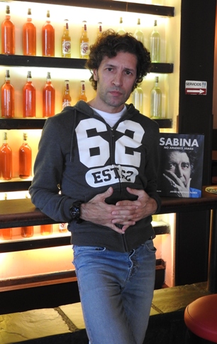 Javier Menéndez Flores