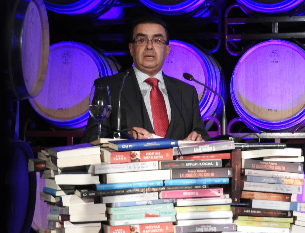 Francisco Robles se hace con el II Premio Internacional de Novela Solar de Samaniego con 