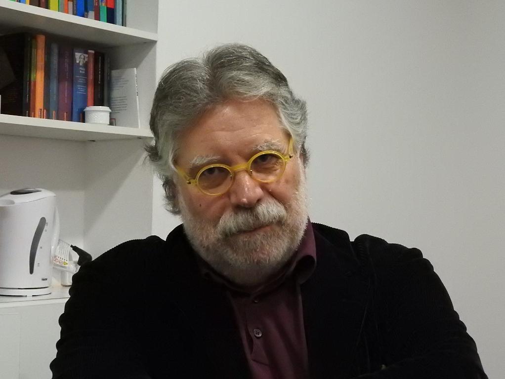 El analista Joaquín Estefanía publica el libro 