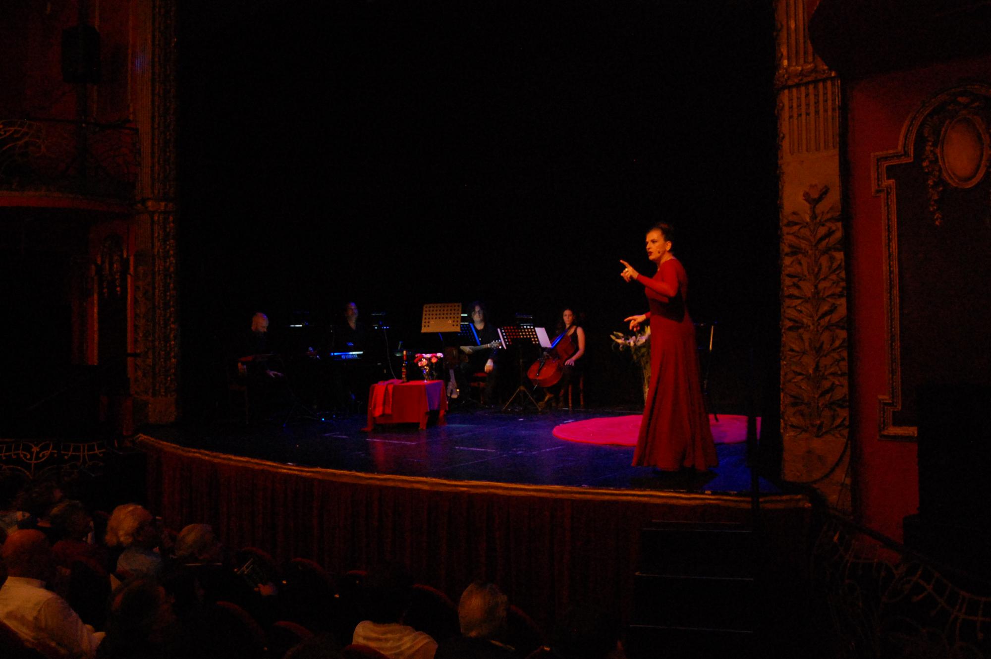 Se presenta en directo el disco “SILENCIOS CANTADOS”, de María Villarroya