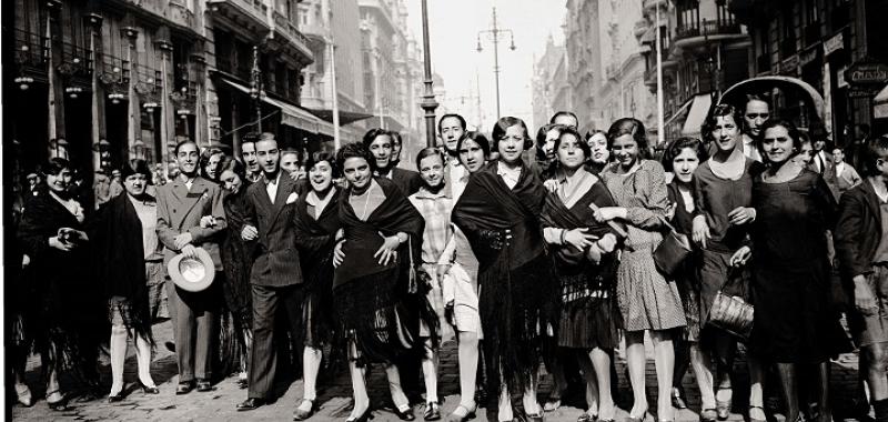 Modistas en la Gran Vía, 1933. Alfonso