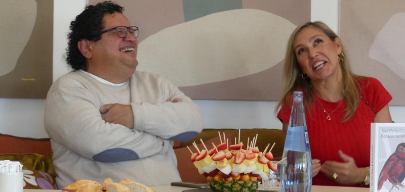 Juan Carlos Chirinos y Marta Robles