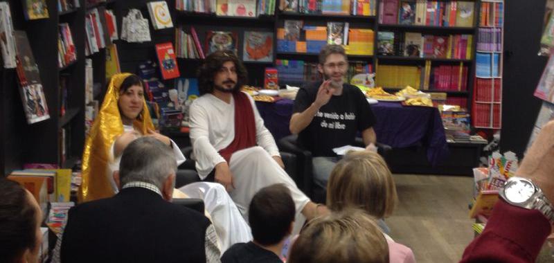 En la presentación del libro en Barcelona